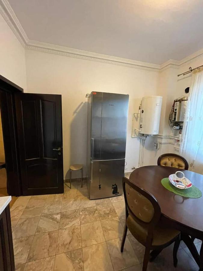 Casa Dobrescu Centura De Nord Hotel ไกรโอวา ภายนอก รูปภาพ