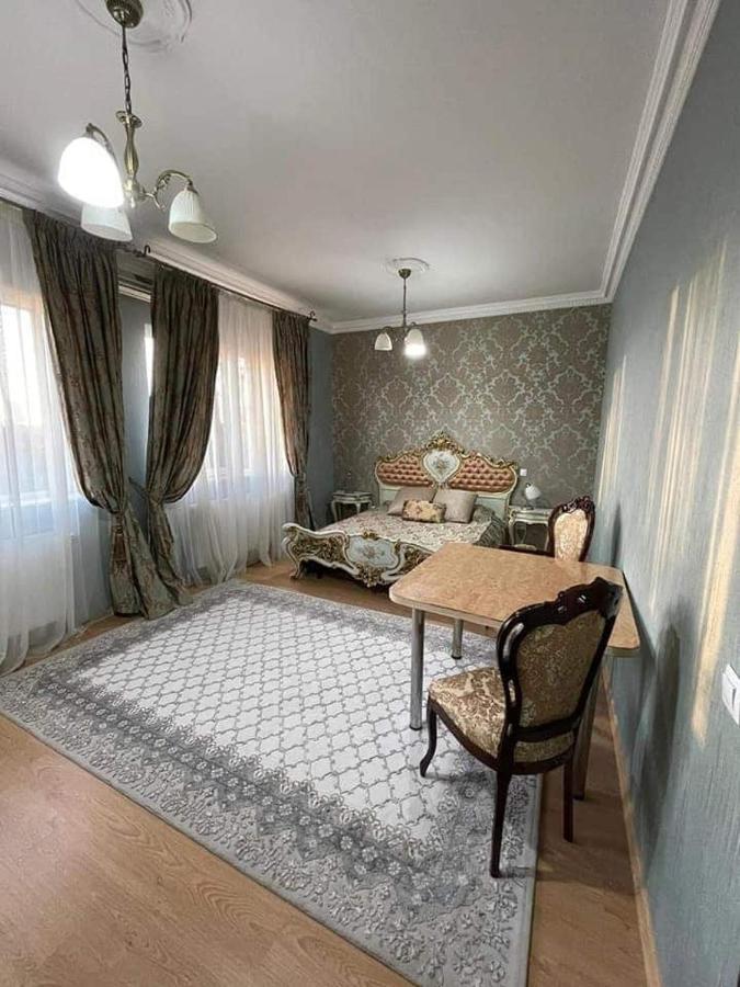 Casa Dobrescu Centura De Nord Hotel ไกรโอวา ภายนอก รูปภาพ