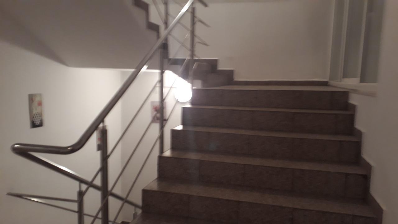 Casa Dobrescu Centura De Nord Hotel ไกรโอวา ภายนอก รูปภาพ
